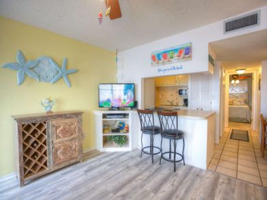 Treasure Island Condo 930513 Treasure Island Condo 930513