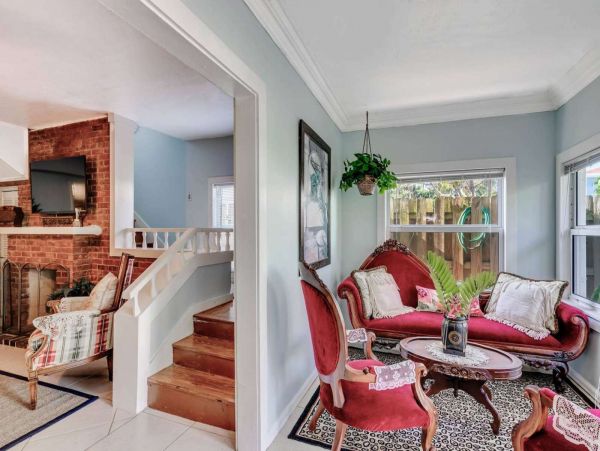 Charming Two Bedroom Lake Worth Vacation Home