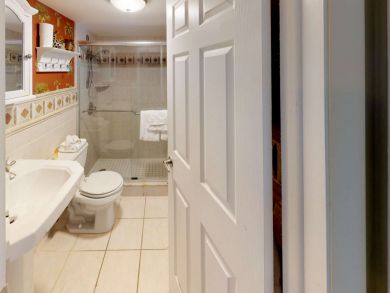 Treasure Island Condo 930515