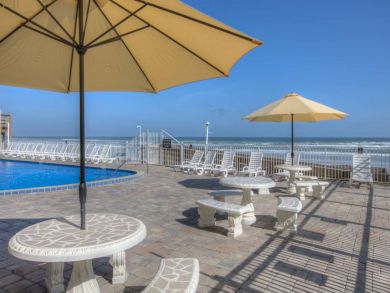 Daytona Beach Condo 930521