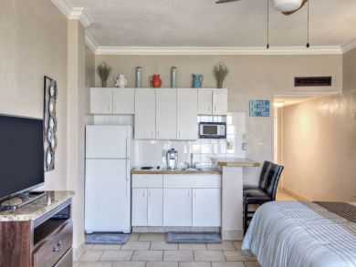 Daytona Beach Condo 930524
