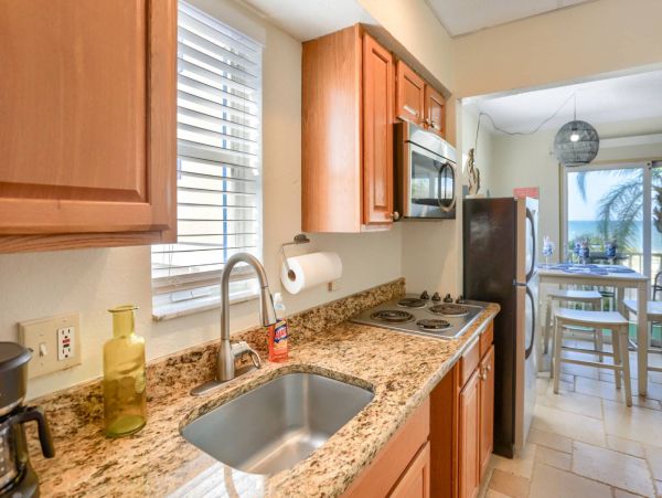 Belleair Beach Condo Sleep 4 Guest