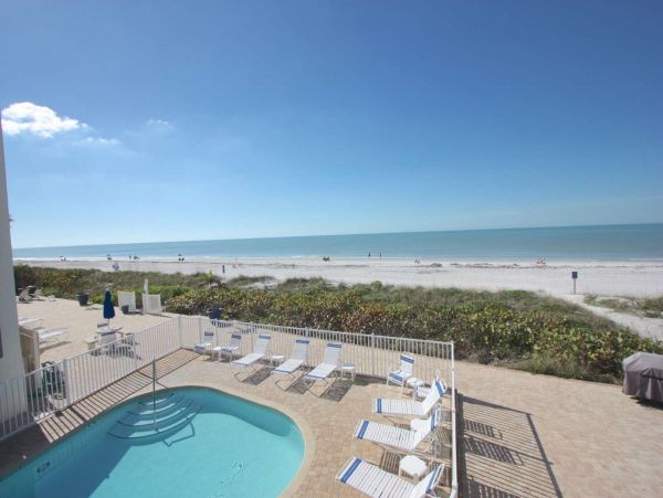 Belleair Beach Condo Sleep 4 Guest