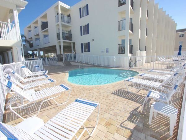 Belleair Beach Condo Sleep 4 Guest