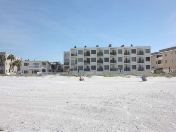 Belleair Beach Condo Sleep 4 Guest