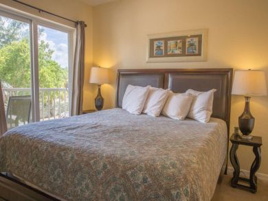 Valuer Priced Rental with partial Views of the Gulf