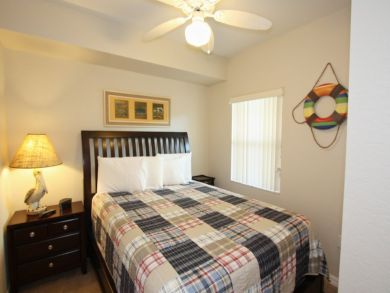 Valuer Priced Rental with partial Views of the Gulf