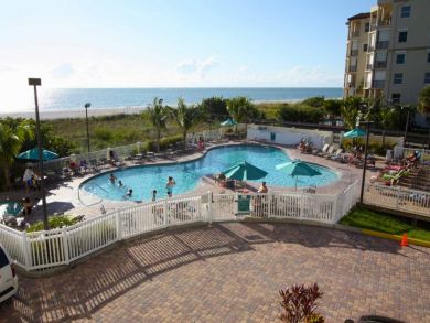 Valuer Priced Rental with partial Views of the Gulf