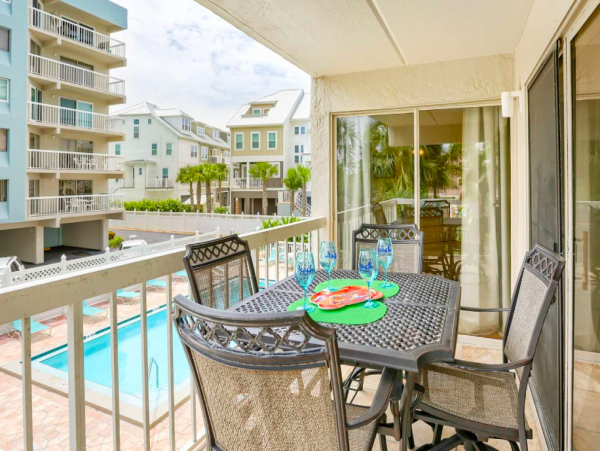 Indian Shores 2 Bedroom Condo