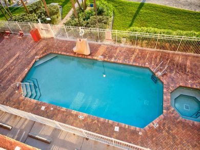Treasure Island Condo 930535