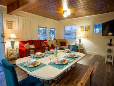 Treasure Island Condo 930538