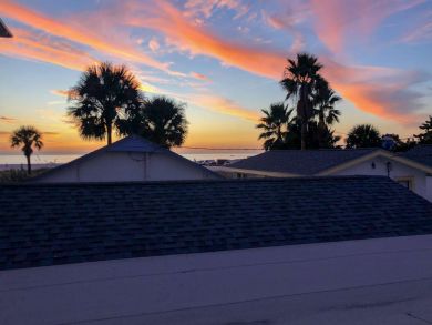 Treasure Island Condo 930538