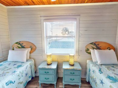 Treasure Island Condo 930538