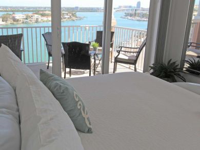 Clearwater Condo 930543