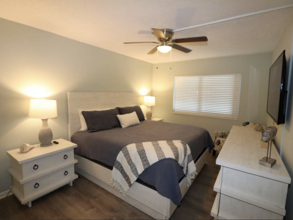 great Three Bedroom Rental Beach Steps from your Condo!