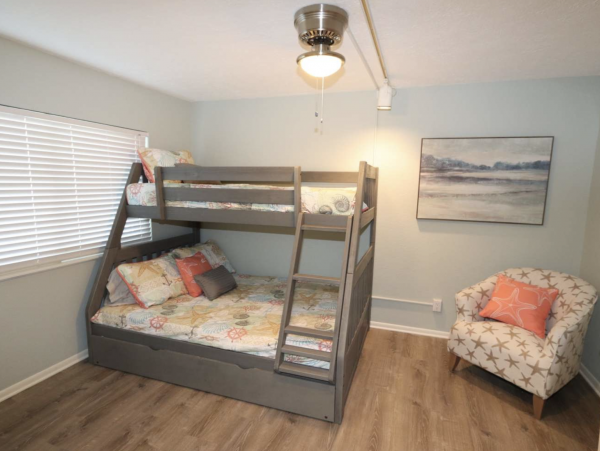 great Three Bedroom Rental Beach Steps from your Condo!