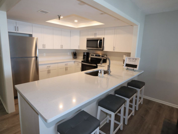 great Three Bedroom Rental Beach Steps from your Condo!