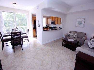St. Petersburg Home 930549