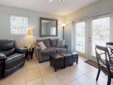 St. Petersburg Condo 930551