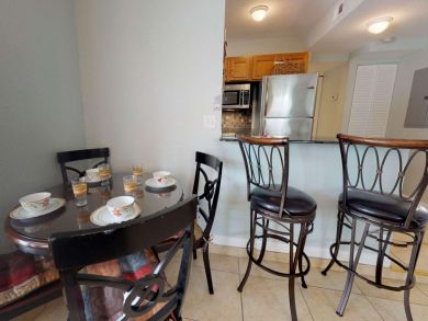 St. Petersburg Condo 930551