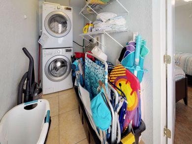 St. Petersburg Condo 930551