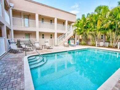 St. Petersburg Condo 930551