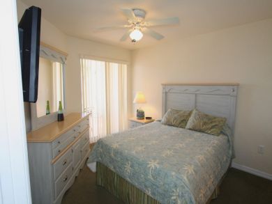 Treasure Island Condo 930552
