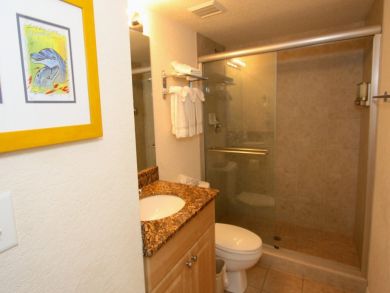 Treasure Island Condo 930552