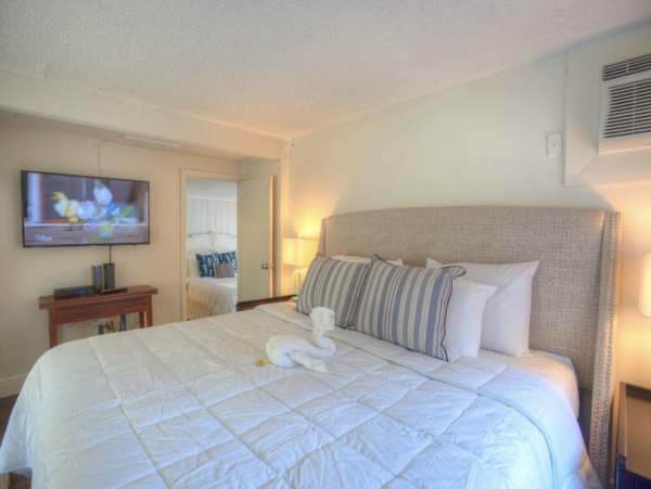 Treasure Island 2 Bedroom Beachfront Cottage