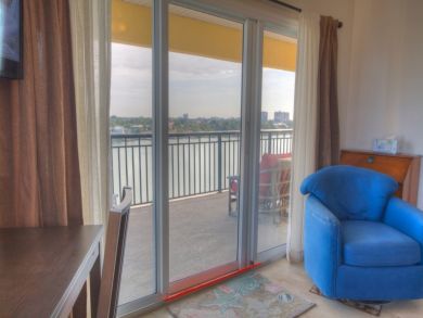 Treasure Island Condo 930562