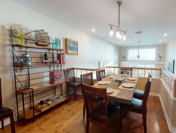 Madeira Beach 4 Bedroom Vacation Rental Sleeps 8