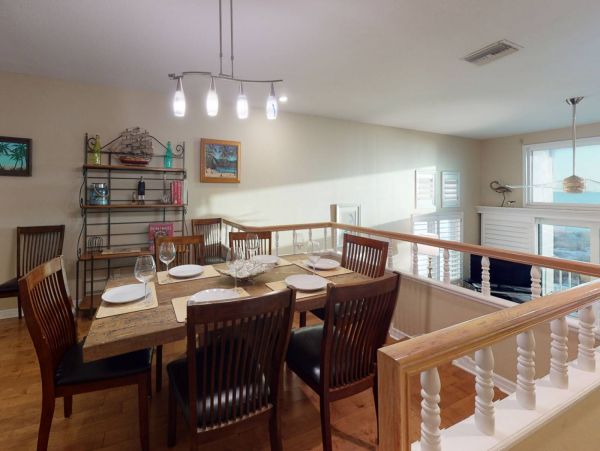 Madeira Beach 4 Bedroom Vacation Rental Sleeps 8