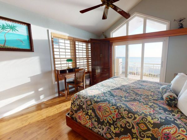 Madeira Beach 4 Bedroom Vacation Rental Sleeps 8