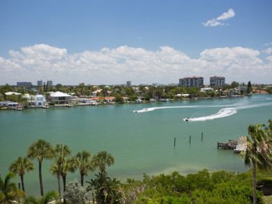 Treasure Island Condo 930575
