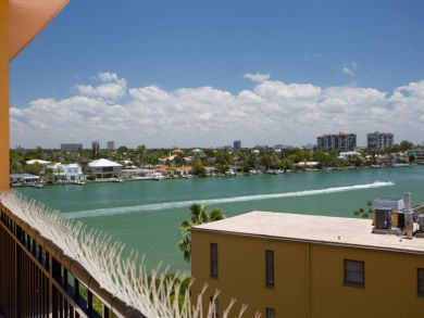 Treasure Island Condo 930575