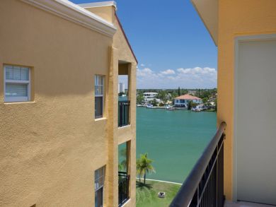 Treasure Island Condo 930575