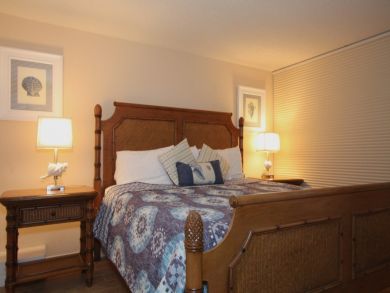 Treasure Island Condo 930589