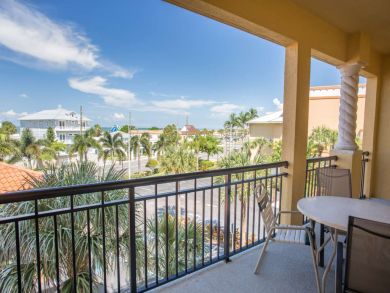 Treasure Island Condo 930597