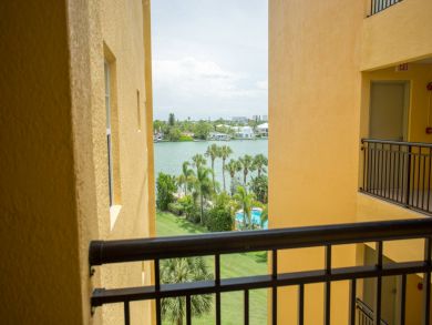 Treasure Island Condo 930599 Treasure Island Condo 930599