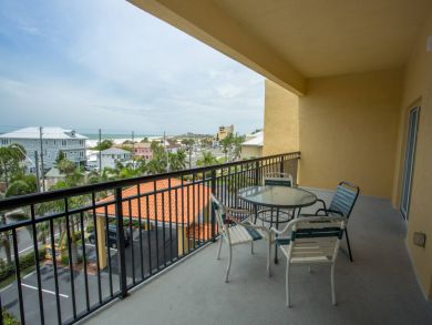 Treasure Island Condo 930599 Treasure Island Condo 930599