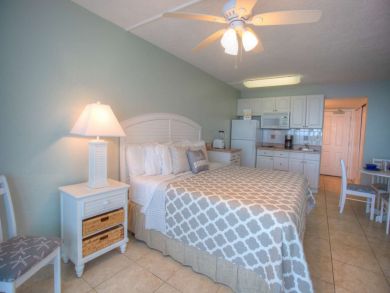 Treasure Island Condo 930606 Treasure Island Condo 930606