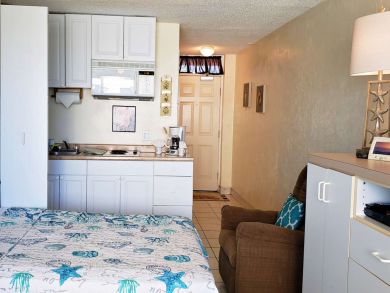 Daytona Beach Condo 930621