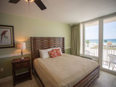 Treasure Island Condo 930632 Treasure Island Condo 930632
