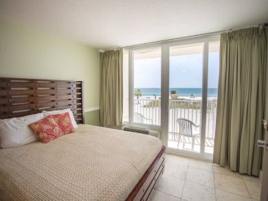 Treasure Island Condo 930632 Treasure Island Condo 930632