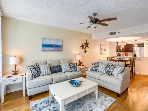 Rare find! Directly on Sand Key Beach 1/2 mile South of Clearwater Beach