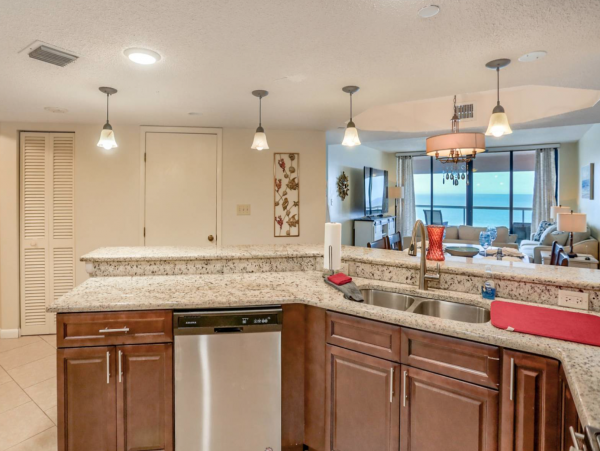 Rare find! Directly on Sand Key Beach 1/2 mile South of Clearwater Beach