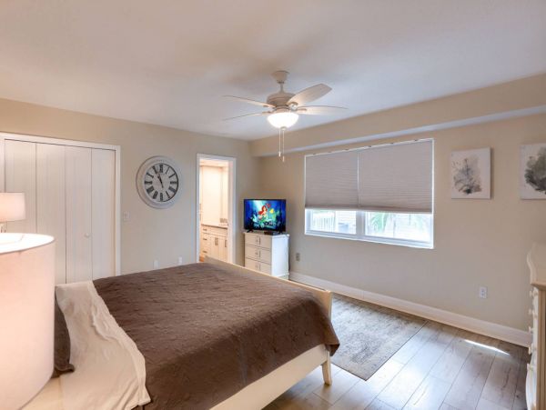 On Beach Indian Shores Vacation Condo Two Bedroom