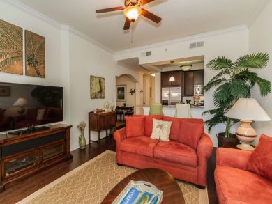 Venice Condo 930642
