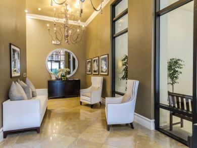 Venice Condo 930642