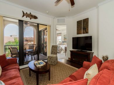 Venice Condo 930642